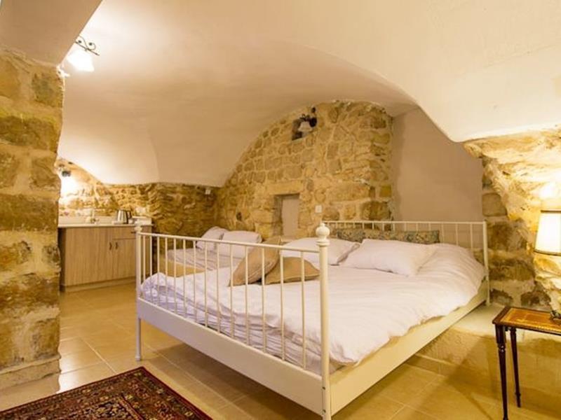 Avney Hahoshen Hotel Сафед Екстериор снимка