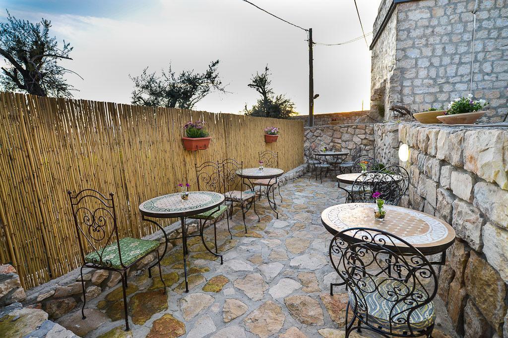Avney Hahoshen Hotel Сафед Екстериор снимка