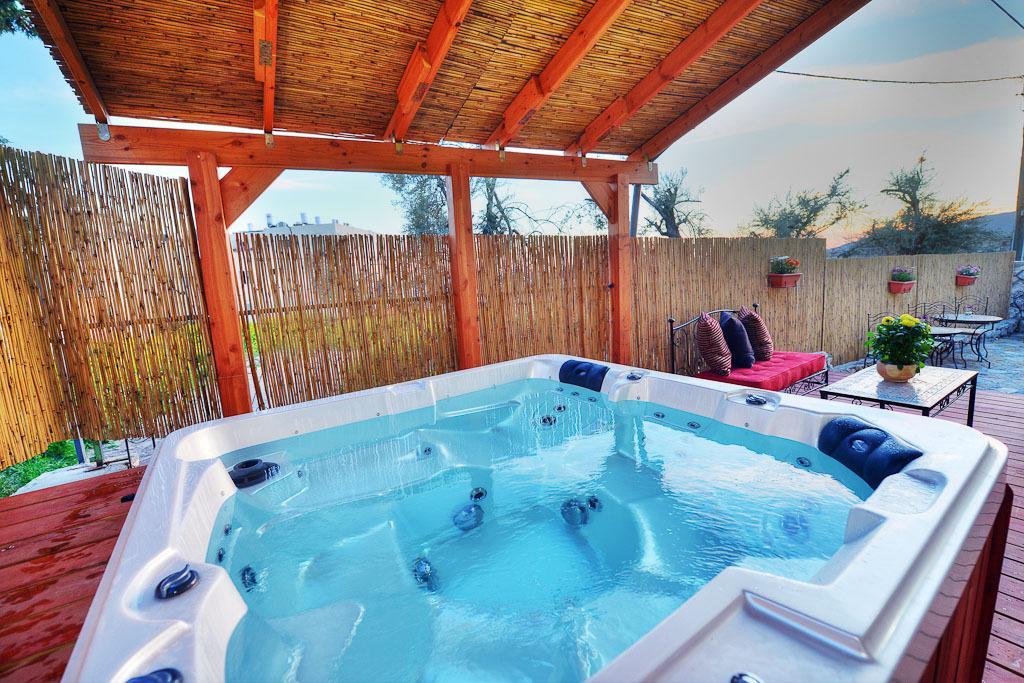 Avney Hahoshen Hotel Сафед Екстериор снимка